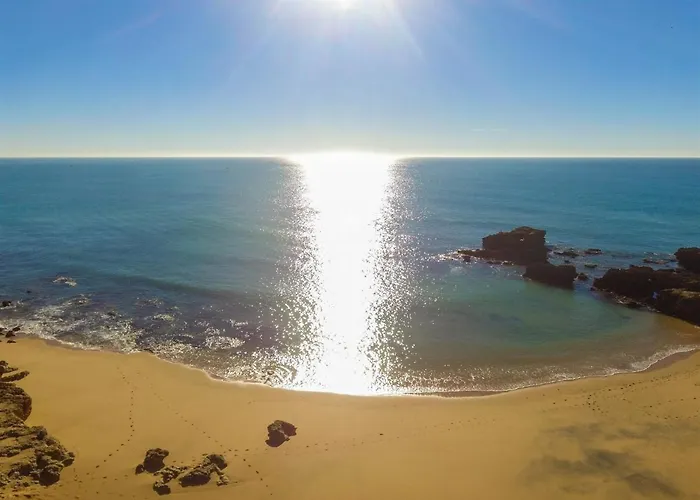 Aveiros Beach- D'alma Amado